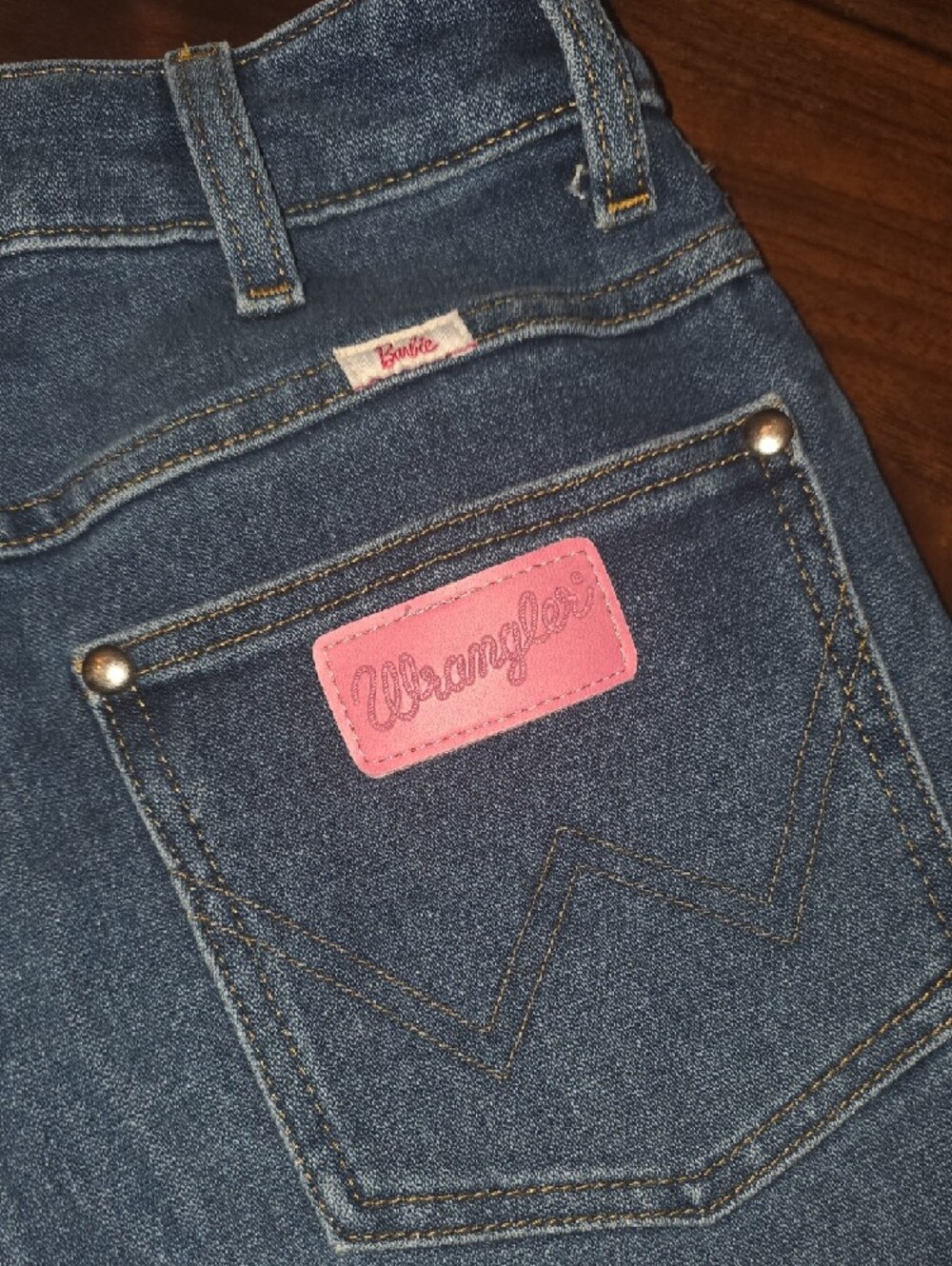 Wrangler 🩷BARBIE🩷 Women’s Blue Flare Jeans🩷SZ 27🩷LIKE NEW🩷